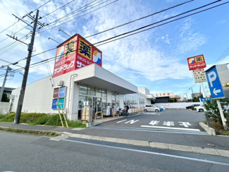 サンドラッグ二十世紀が丘店 徒歩23分。 1800m