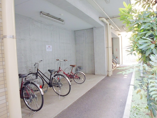 ★屋根付駐輪場★（空き状況・使用料等詳細はご確認下さい）