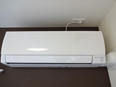 【設備】 | ローエングラム大日 | エアコン