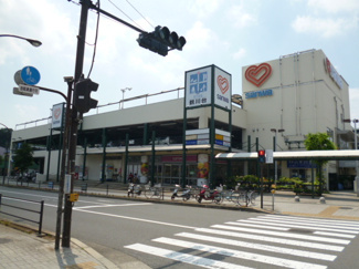 スーパー三和鶴川店まで400m