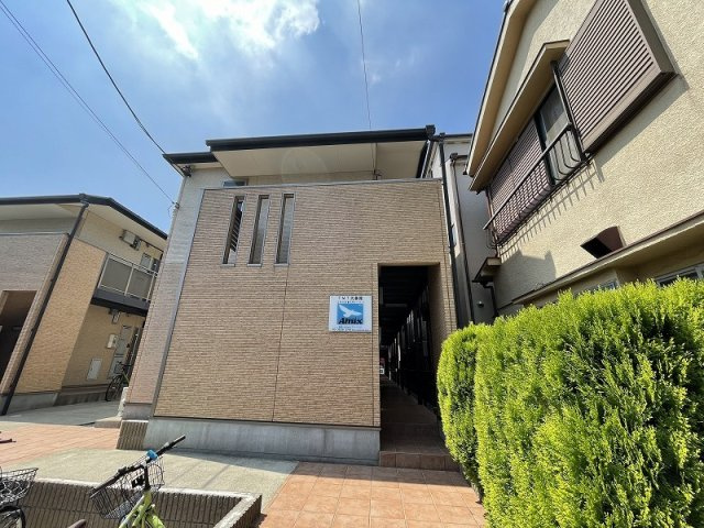 ＴＭＴ参番館のエントランス