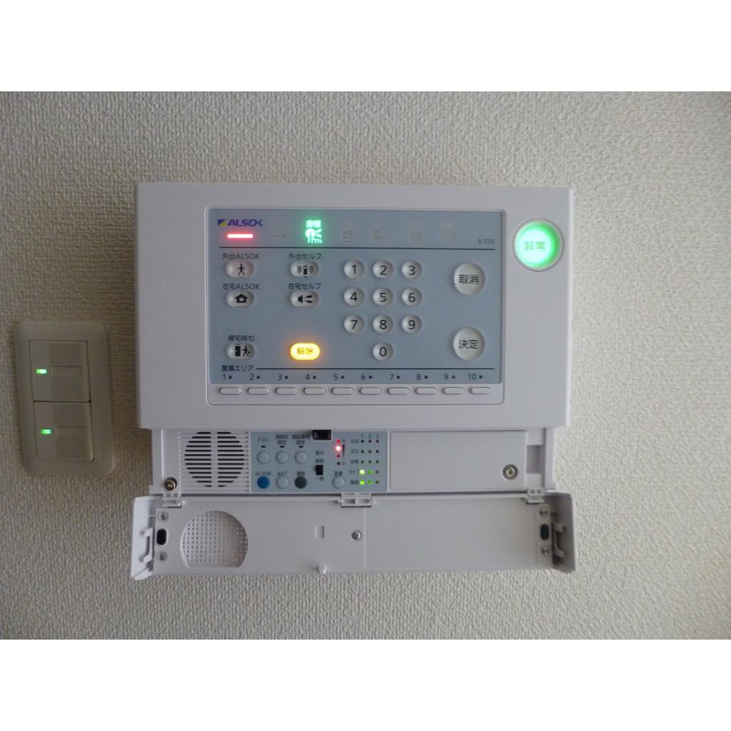 クリアハイムの設備|ALSOKホームセキュリティー導入済み。防犯仕様マンション。
