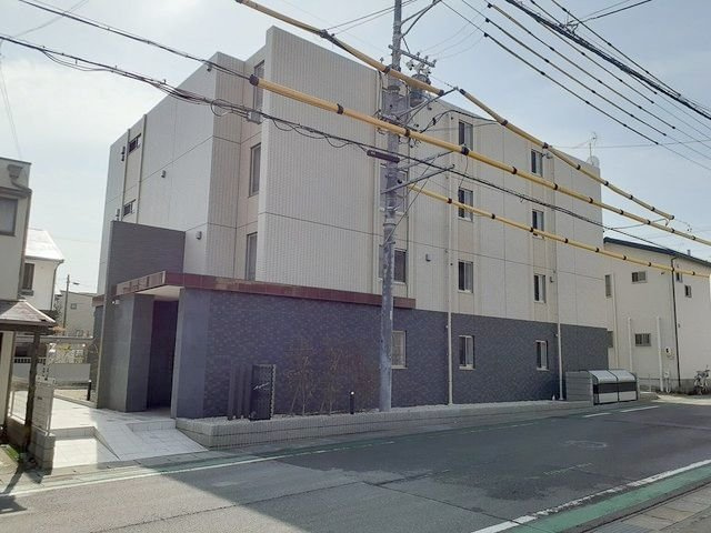 アコリエンテの外観