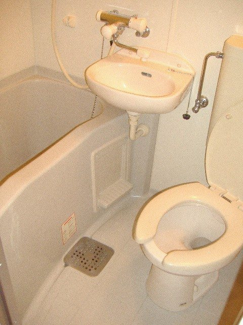 新品家具付きマンション方南1(KaGood東京)の浴室