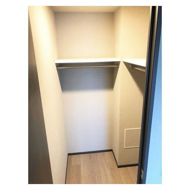 岐阜市蕪城町の賃貸マンションの収納
