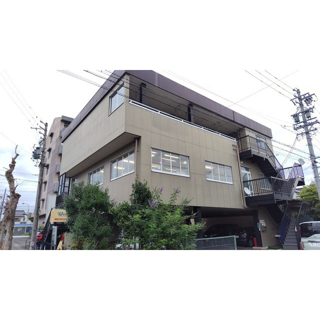 岐阜市福光東２丁目のアパートの外観