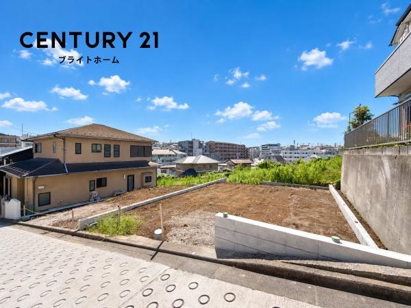 横浜市旭区さちが丘の新築一戸建の前面道路含む現地写真|閑静な住宅街につき住環境良好です♪
お気軽にお問い合わせください。