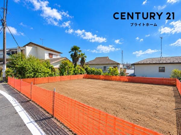 横浜市旭区南希望が丘の新築一戸建の前面道路含む現地写真|前面道路が広いので、安心して駐車可能です！
是非現地へお越しください。