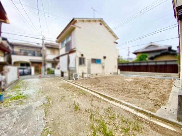 【その他】 | 低層の一戸建てを中心とした街並みが整然と続き、周辺は高い建物が建っていないので、採光や開放性に恵まれる環境です。