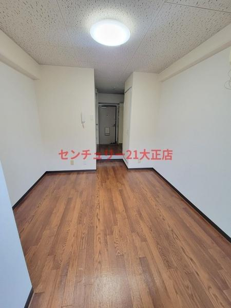 LakiaMaison弁天町の洋室
