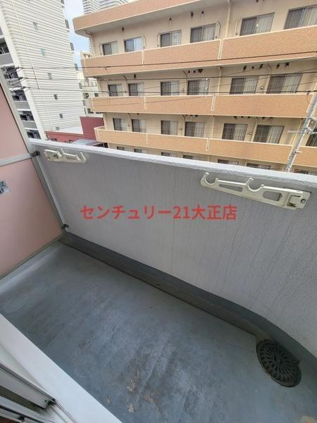 LakiaMaison弁天町のバルコニー