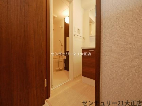 フォーリアライズ弁天町ノビアの洗面所