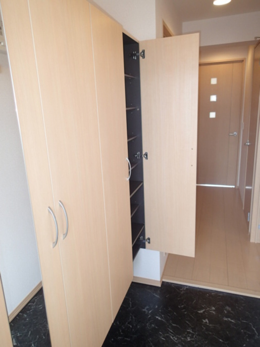D-Room・SK IIの玄関
