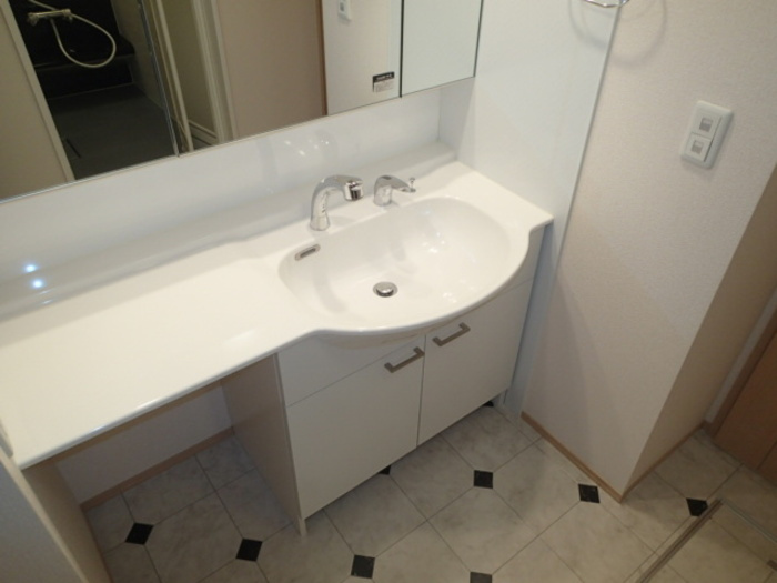 D-Room・SK IIの洗面所