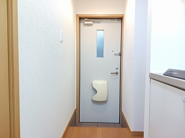ルピナスⅠの玄関