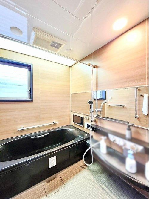 寝屋川市大利町中古戸建の浴室