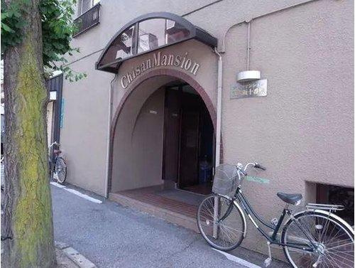 チサンマンション新大阪10番館のエントランス