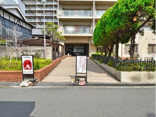 万葉ハイツ小阪菱屋西の外観