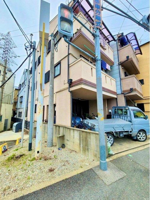 東大阪市鴻池徳庵町　中古戸建の外観