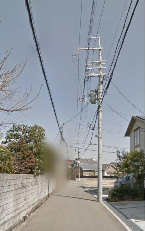 箕面市瀬川1丁目中古戸建の前面道路含む現地写真