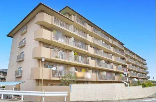 春日丘グリーンハイツB棟の外観
