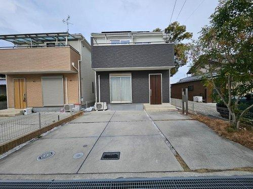 堺市中区福田中古戸建の駐車場