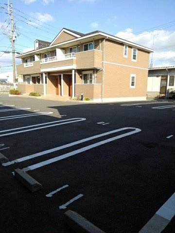 リヴィエール　Ａの駐車場