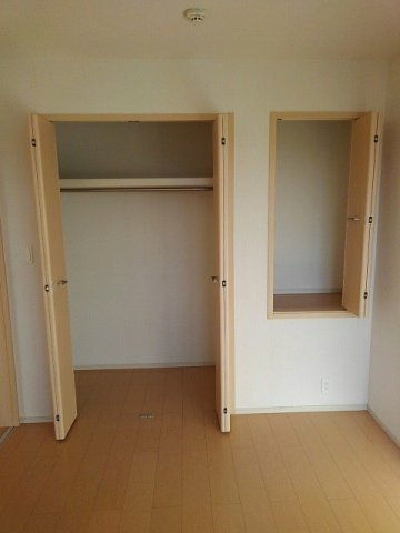イーストフィールドＢの収納
