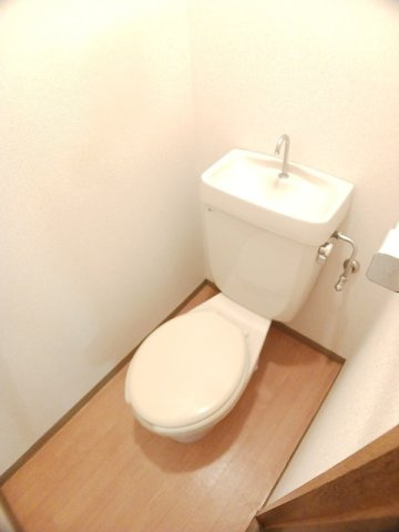 コーポアイガエリⅠのトイレ