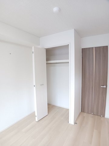 ヒカルサ　小牧田県イーストの収納