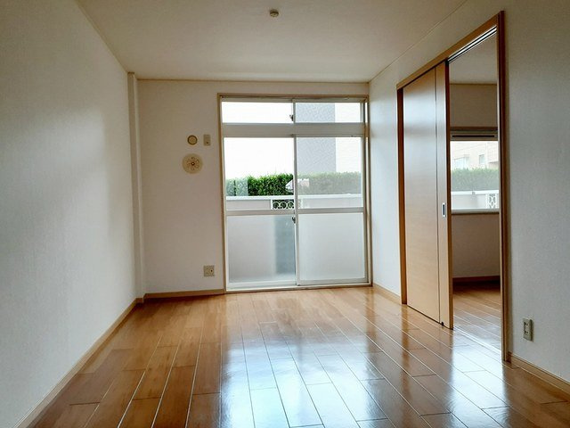 レジデンスＴ’ｓの居間・リビング