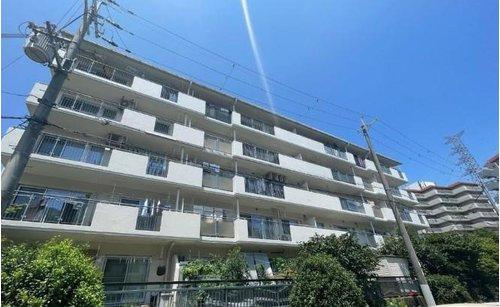 グリーンヒル東箕面第弐号棟の外観