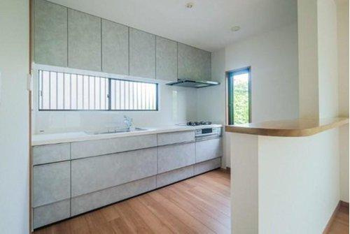 茨木市春日3丁目中古戸建のキッチン