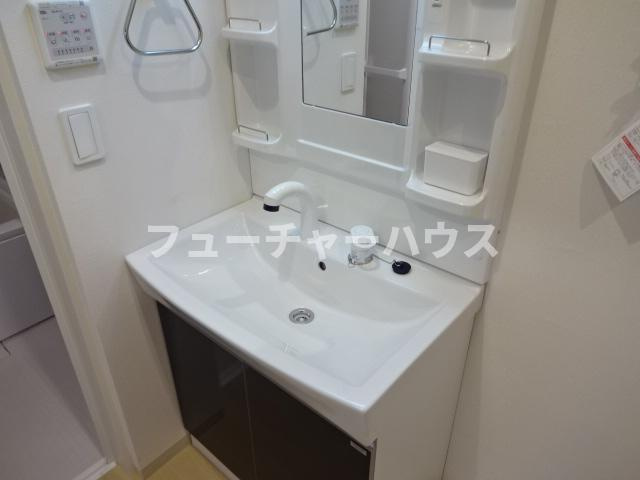 ラ　フェリーチェⅡの洗面所|洗髪洗面化粧台