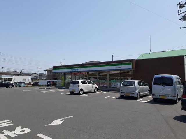 メープルファーム照山Ⅱの周辺|ファミリーマート勝倉店まで987m