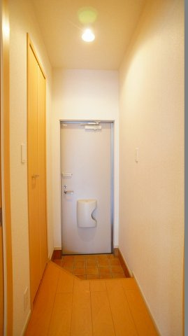 ウエストヒルパーシモンの玄関