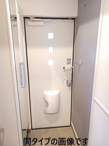 サニーコート　Ⅱの玄関
