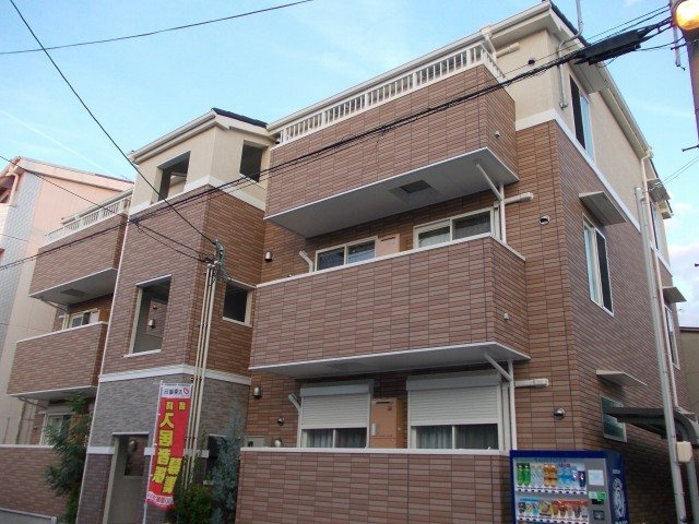 グレイスコ－ト清水の外観