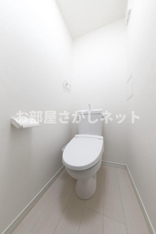アーバンタワー池袋【おとり物件なし】のトイレ