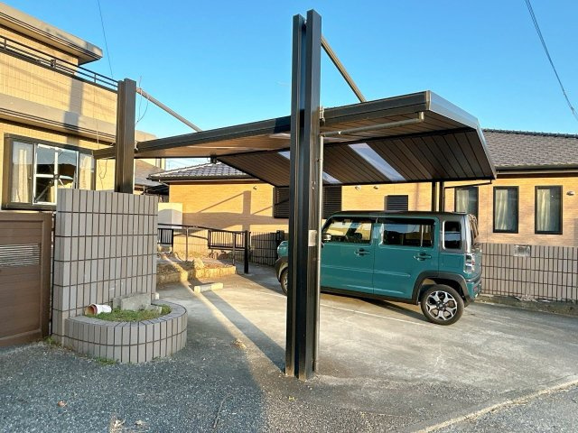 宇城市松橋町松橋の中古一戸建の外観|カーポート