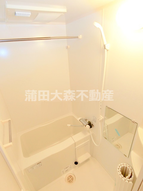 ヒューマンハイム本羽田の浴室|浴室乾燥機付きバスルーム　お風呂