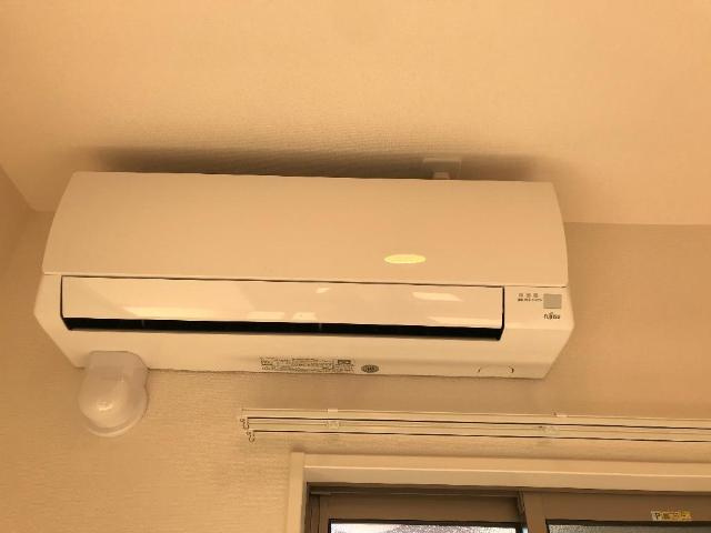 ロイヤルパーク御日塚Ⅱの設備|エアコン