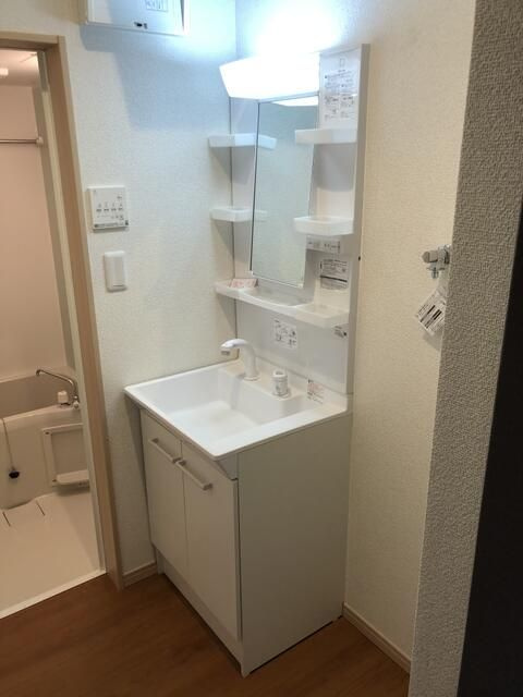 リビエ一ノ割の洗面所