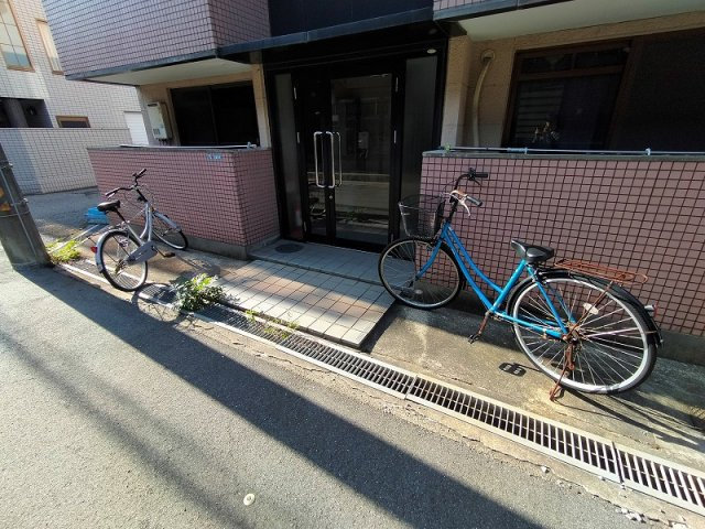 吹田市江坂町２丁目の店舗事務所