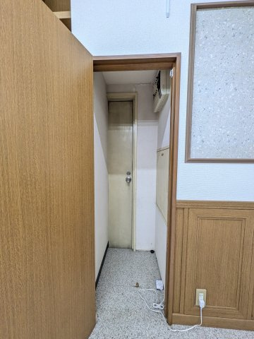 コーポラティブ大和の玄関