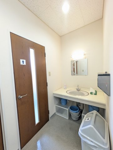 宅建会館　県央の独立洗面台