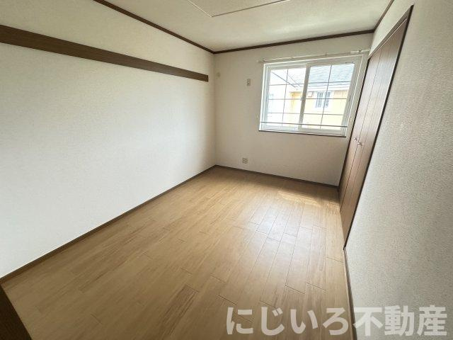 ソレイユ・ルヴァンAの居間・リビング