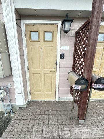 ソレイユ・ルヴァンAの玄関