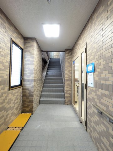 宅建会館　湘南中の内装