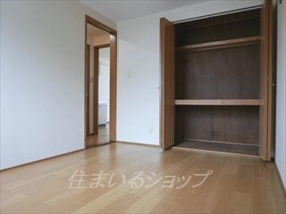 パラッツオ浜田の寝室